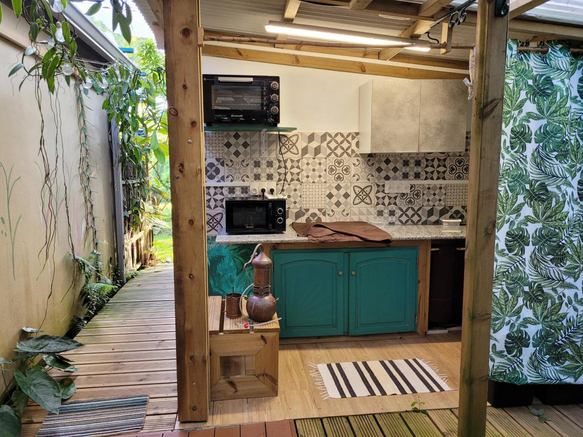 Poivre Et Citronnelle Bed & Breakfast Saint-Andre Ngoại thất bức ảnh