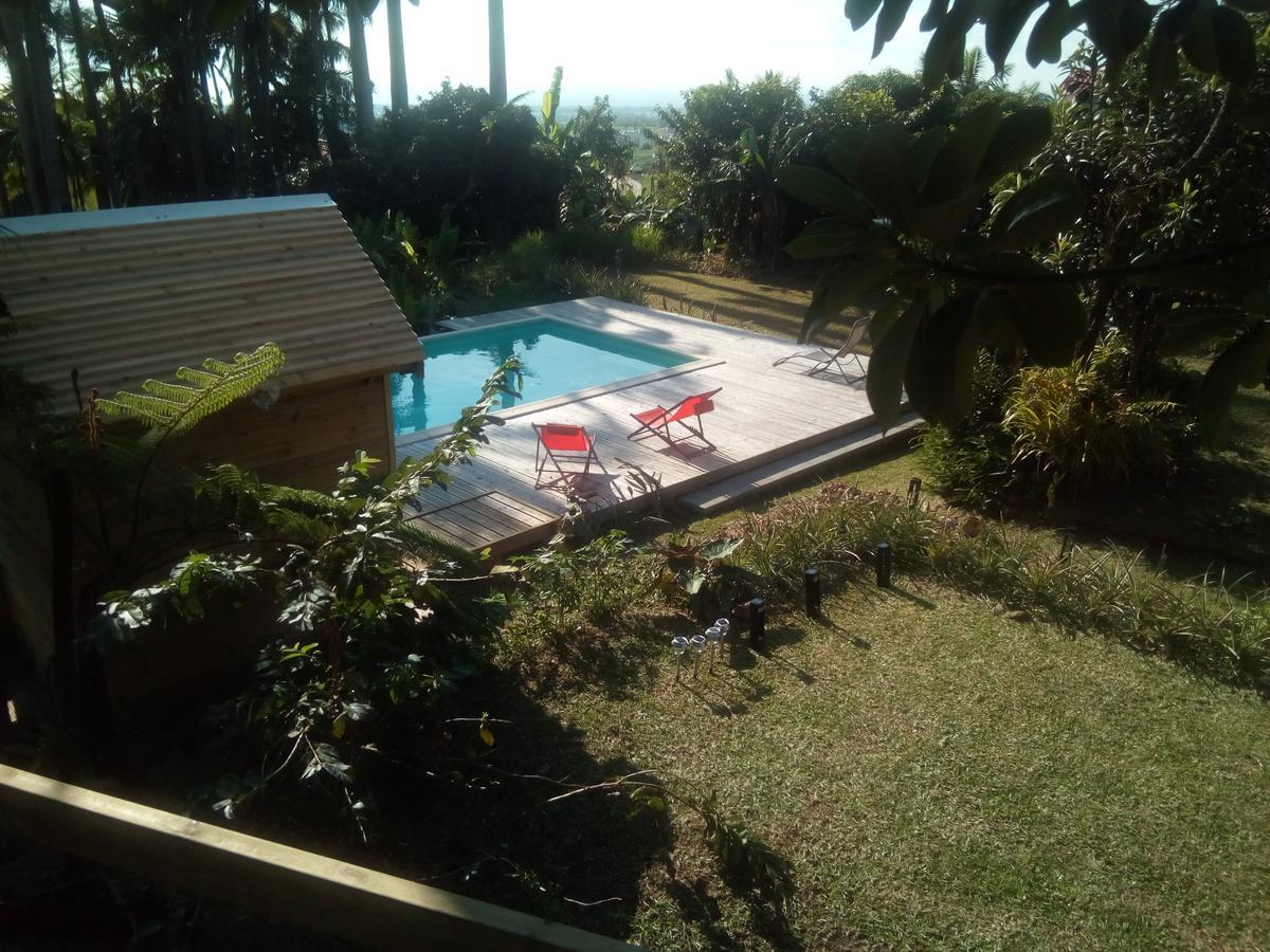 Poivre Et Citronnelle Bed & Breakfast Saint-Andre Ngoại thất bức ảnh